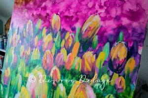 Tulpen in grober Malerei knallbunt mit Alkoholtinte und Acryl auf Leinwand gemalt.